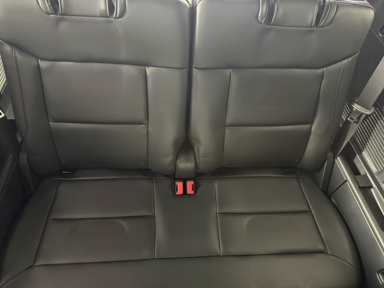 Certified 2025 Ford Explorer ST RWD image 15