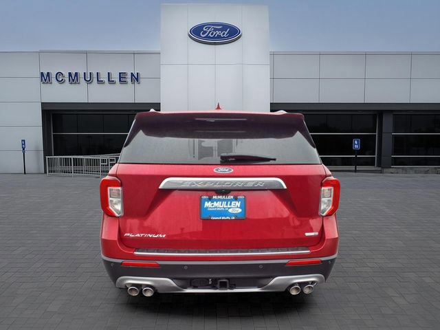 Certified 2020 Ford Explorer Platinum w/ Premium Technology Package image 3