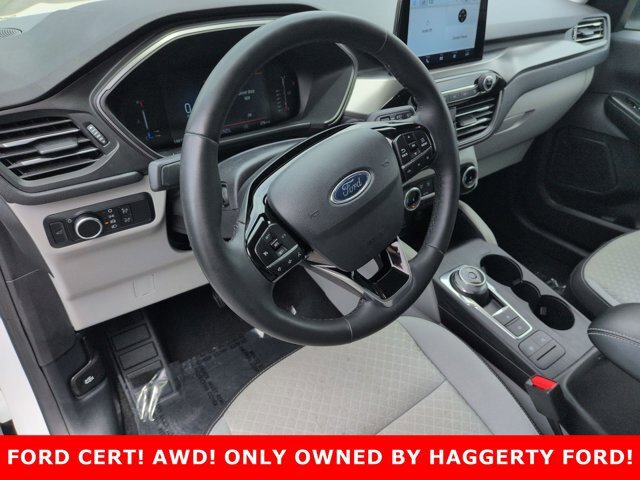 Certified 2023 Ford Escape Active AWD/4WD image 10