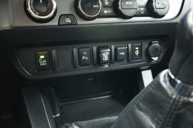 Used 2021 Toyota Tacoma TRD Sport w/ Advanced Technology Package AWD/4WD image 31