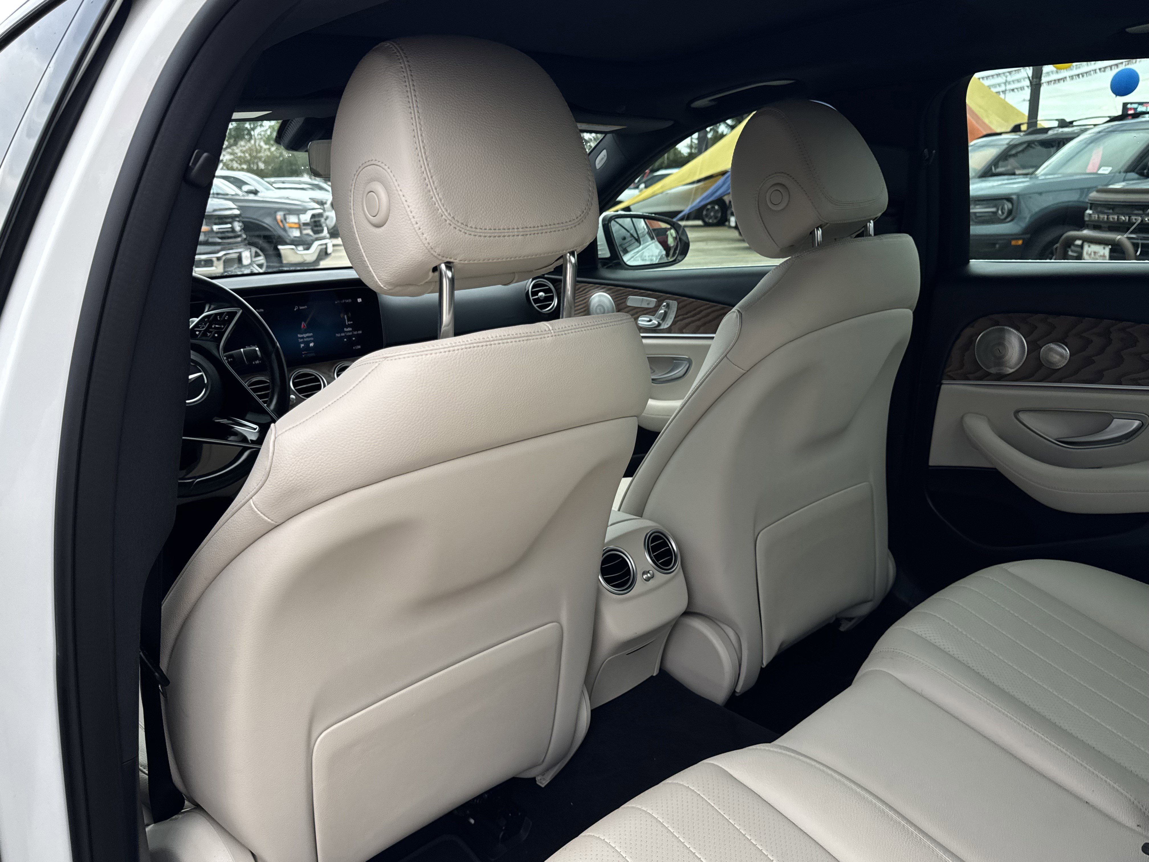 Used 2023 Mercedes-Benz E 450 4MATIC Sedan image 15