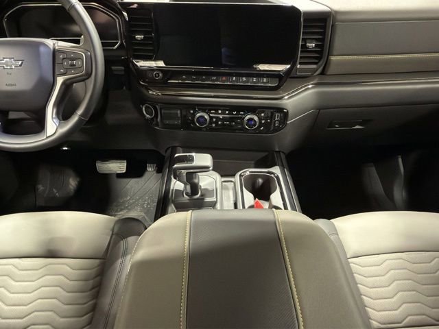Used 2025 Chevrolet Silverado 1500 ZR2 w/ Technology Package AWD/4WD image 15