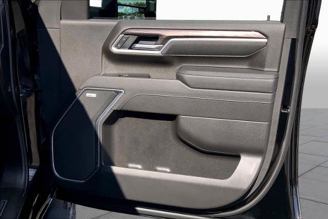 Used 2026 Chevrolet Silverado 3500 LTZ w/ LTZ Plus Package AWD/4WD image 23