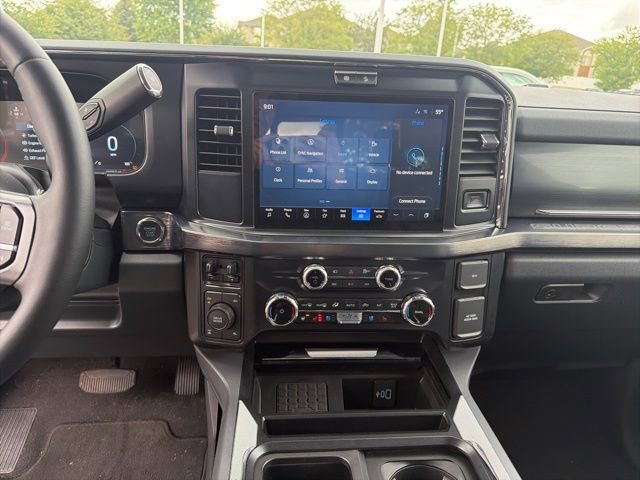 Certified 2025 Ford F350 Lariat w/ Chrome Package AWD/4WD image 17