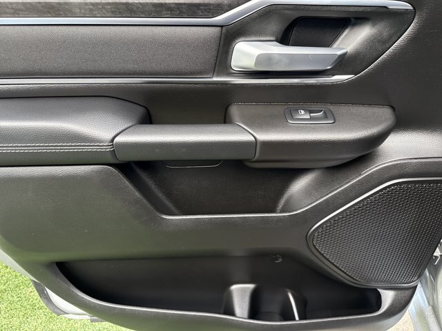 Used 2024 RAM 1500 Big Horn AWD/4WD image 17
