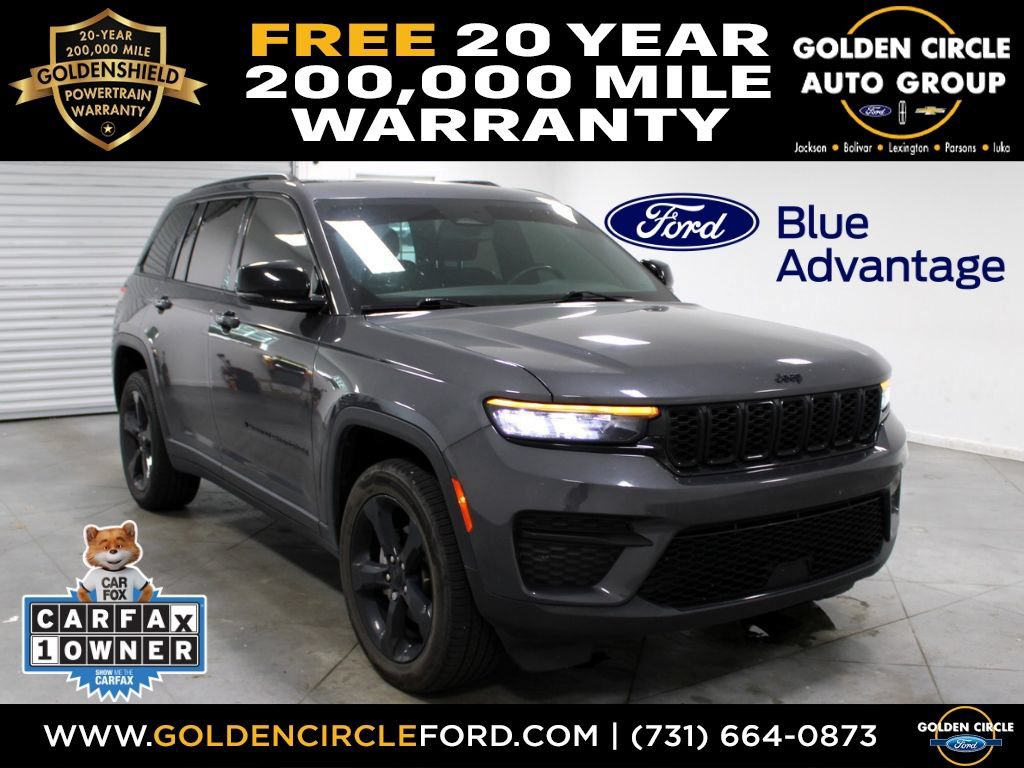 Used 2022 Jeep Grand Cherokee Altitude RWD image 1