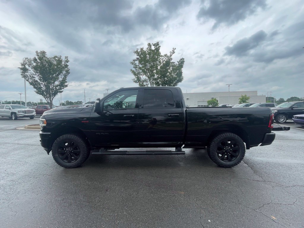 Used 2024 RAM 3500 Laramie w/ Night Edition AWD/4WD image 4