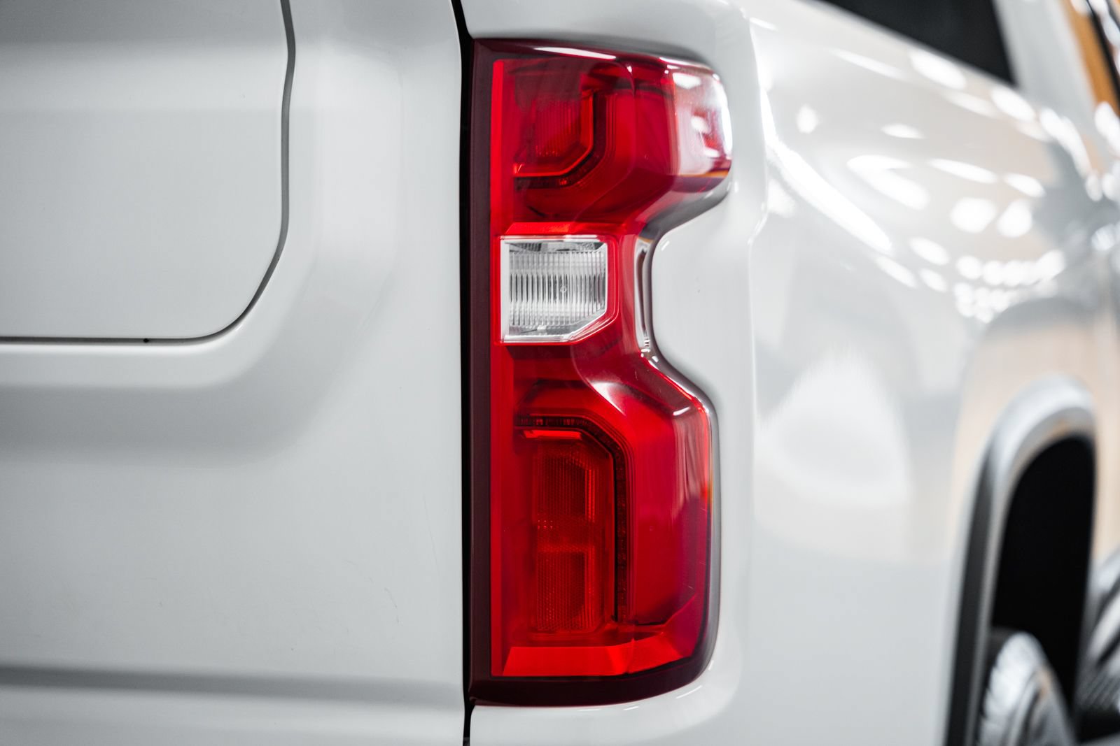 Used 2022 Chevrolet Silverado 3500 High Country w/ Z71 Off-Road Package AWD/4WD image 7