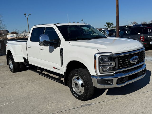 Certified 2023 Ford F350 Lariat w/ Lariat Ultimate Package image 6