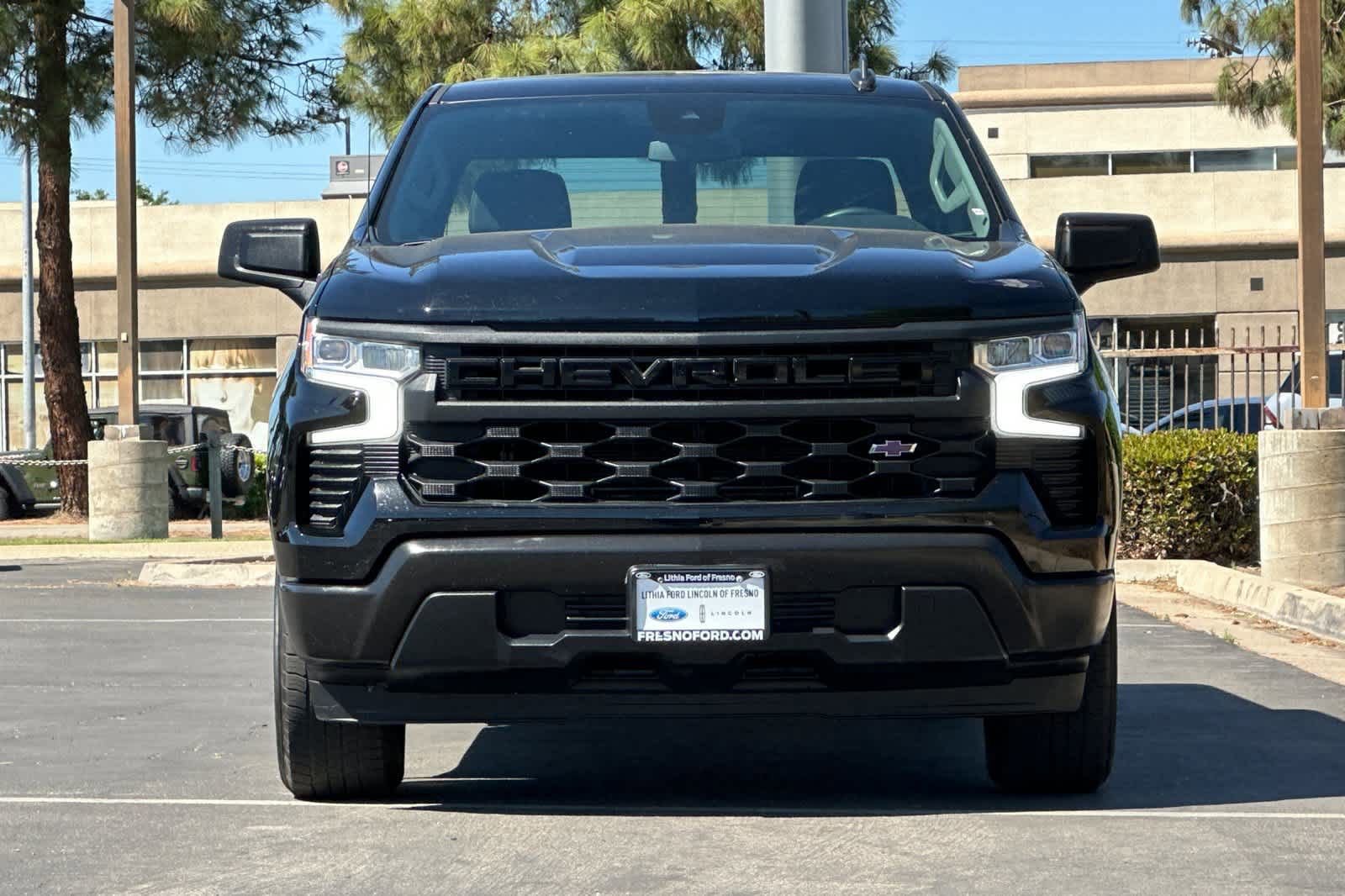 Used 2023 Chevrolet Silverado 1500 LT image 8