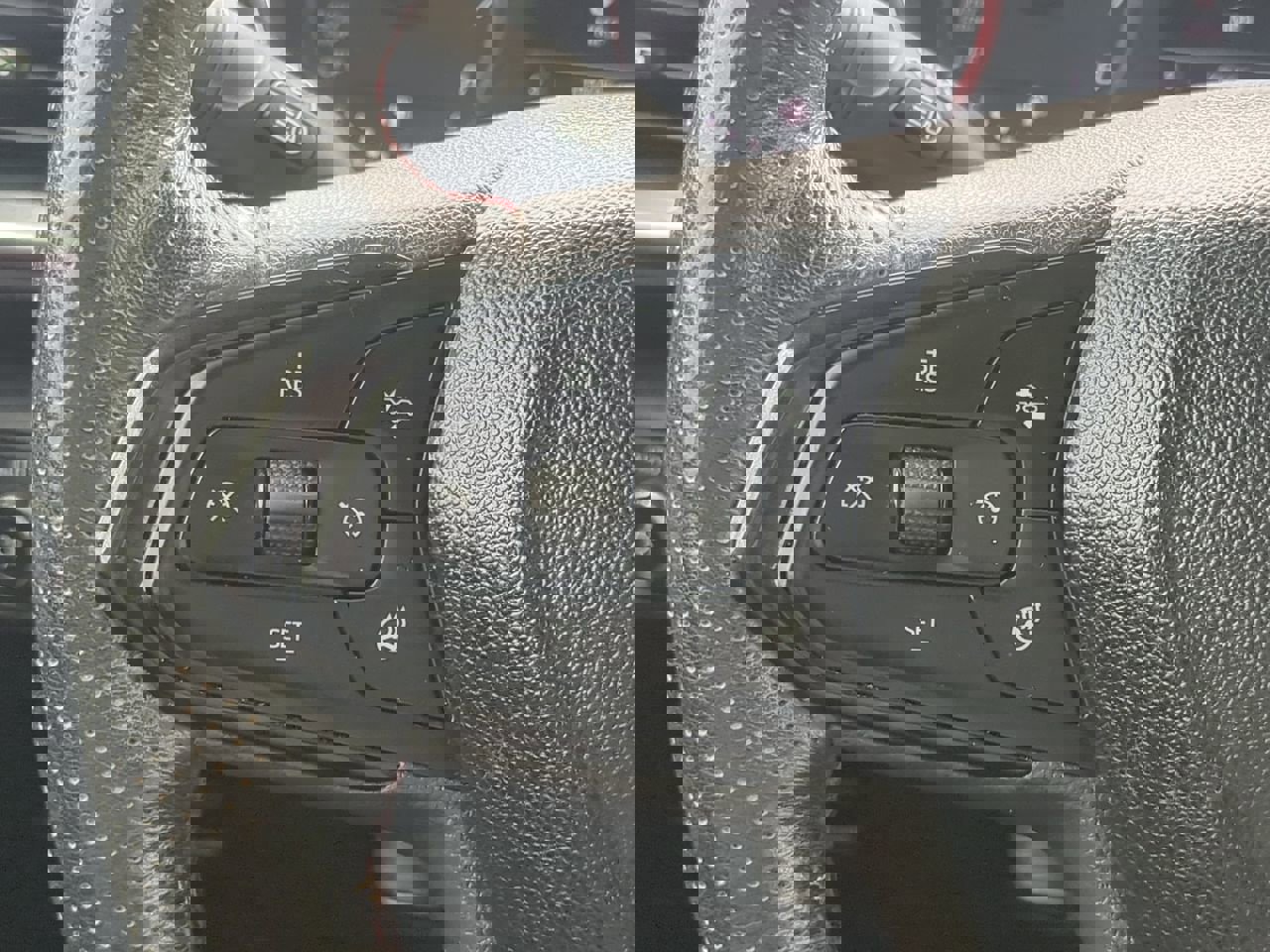 Used 2022 Chevrolet TrailBlazer RS image 25