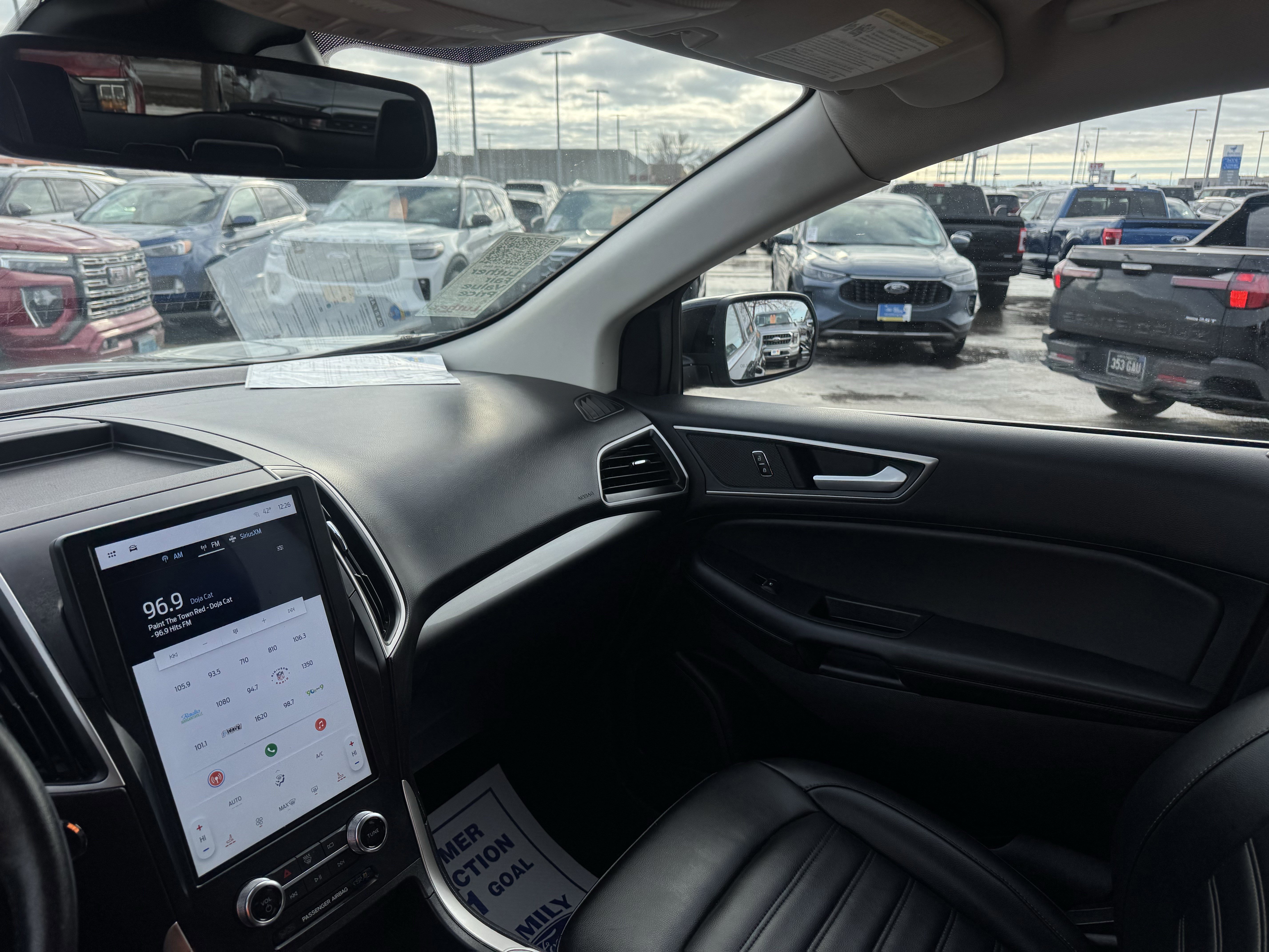 Certified 2024 Ford Edge SEL image 11