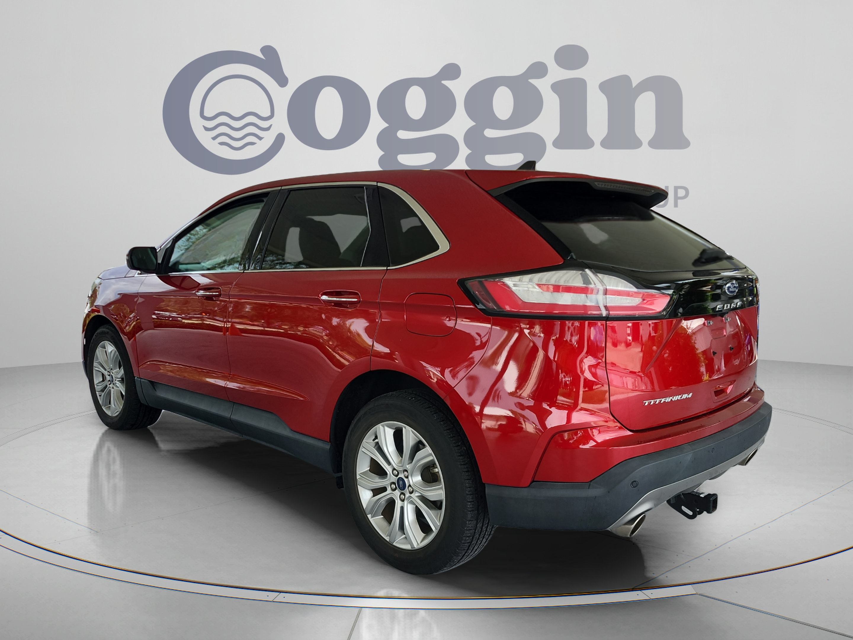 Certified 2021 Ford Edge Titanium FWD image 3