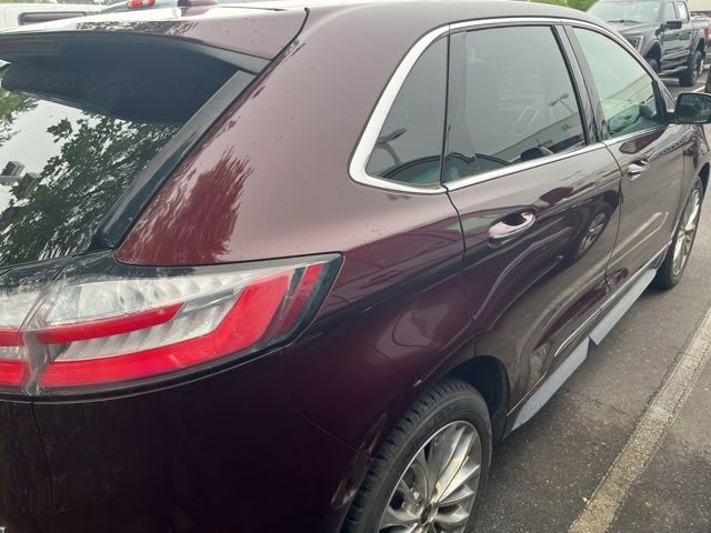 Certified 2020 Ford Edge Titanium w/ Equipment Group 301A AWD/4WD image 3