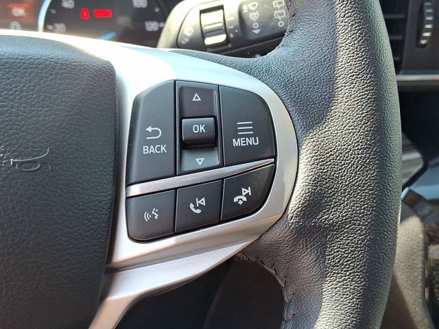 Certified 2023 Ford Explorer Limited w/ Limited Technology Package AWD/4WD image 17