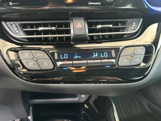 Used 2020 Toyota C-HR XLE FWD image 19
