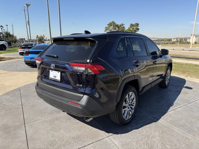 Used 2025 Toyota RAV4 XLE Premium image 3