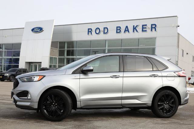 Certified 2022 Ford Edge ST-Line w/ Class II Trailer Tow Package image 3