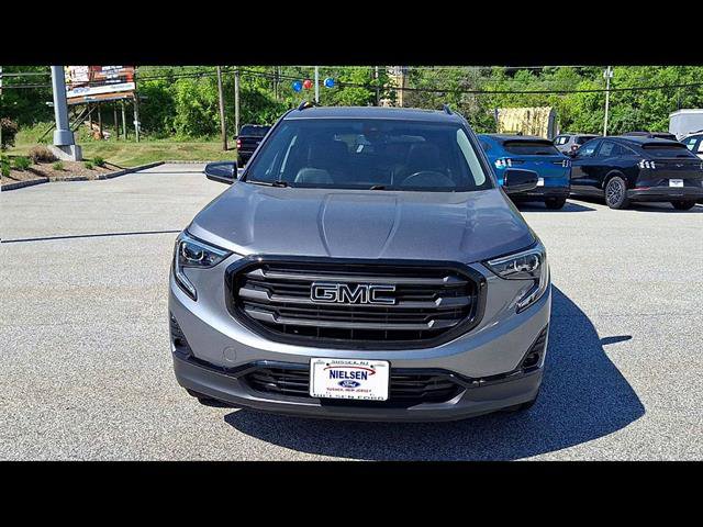 Used 2020 GMC Terrain SLT w/ Preferred Package AWD/4WD image 3