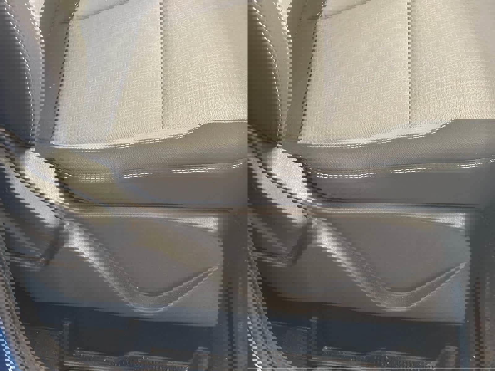 Certified 2018 Ford Escape SE w/ SE Sync 3 Package image 29