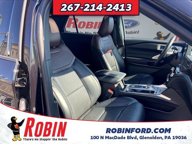 Certified 2024 Ford Explorer Platinum w/ Technology Package AWD/4WD image 28