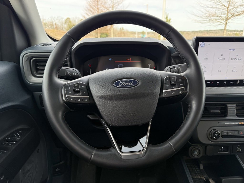 Certified 2025 Ford Maverick Lariat w/ Black Appearance Package image 14