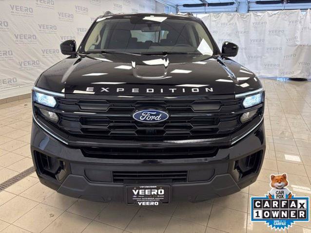 Certified 2025 Ford Expedition Active AWD/4WD image 9