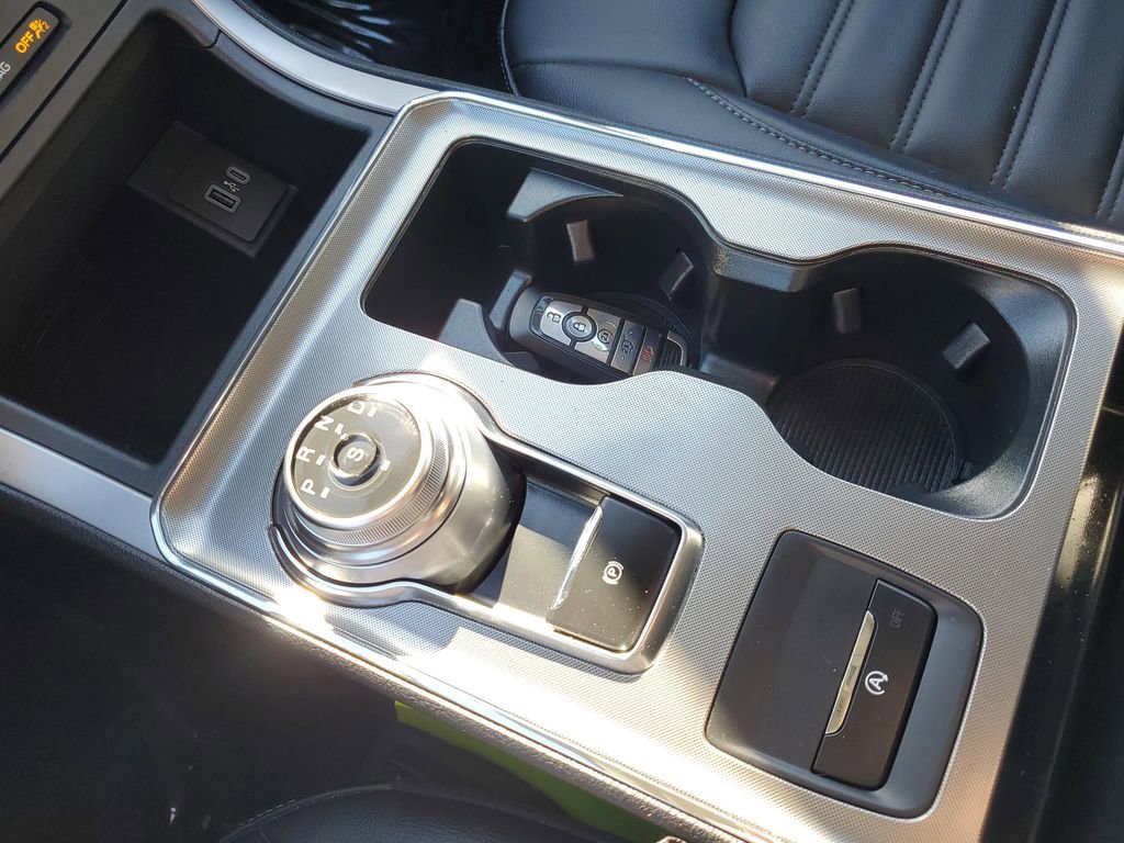 Certified 2022 Ford Edge SEL w/ Convenience Package image 19