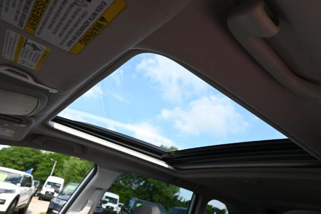 Used 2023 Subaru Forester Premium AWD/4WD image 18