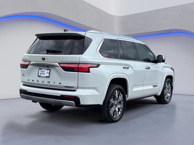 Used 2025 Toyota Sequoia Capstone AWD/4WD image 6