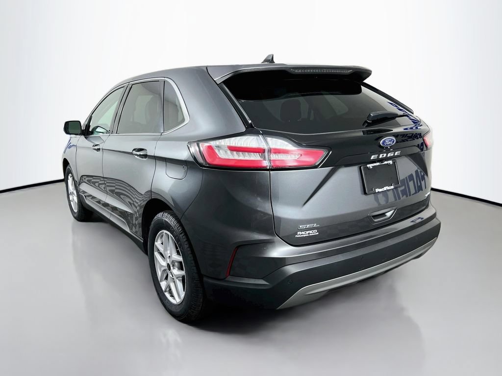 Certified 2024 Ford Edge SEL AWD/4WD image 6