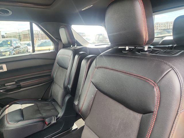 Certified 2023 Ford Explorer ST-Line w/ Class IV Trailer Tow Package AWD/4WD image 25