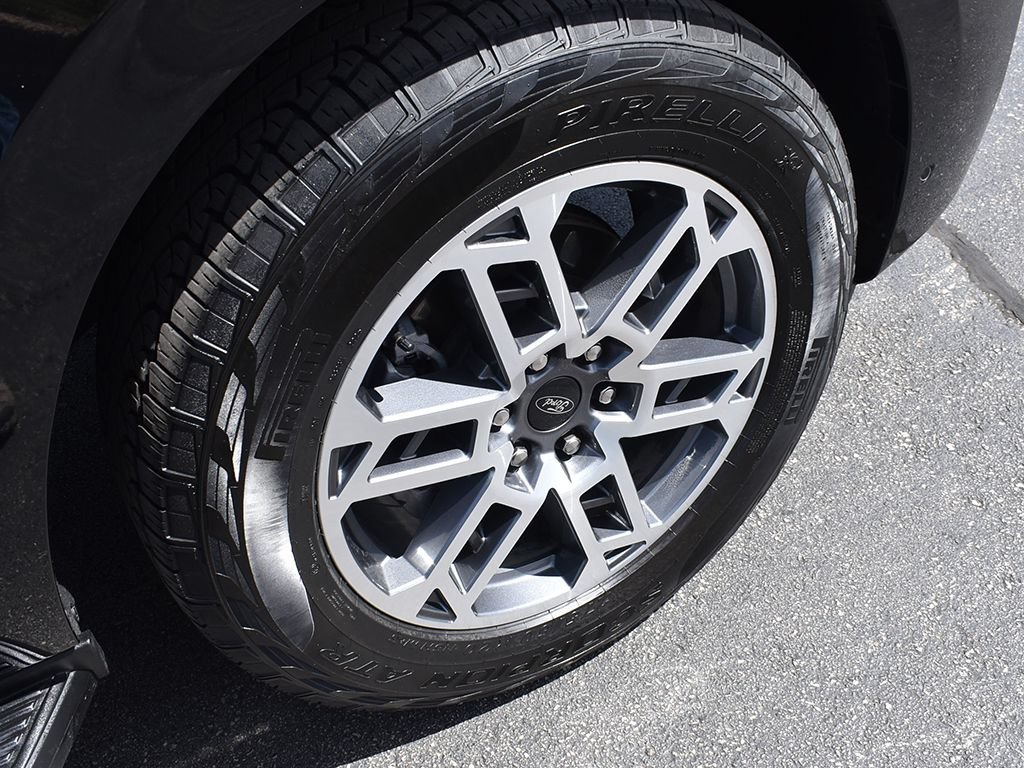 Certified 2025 Ford Expedition Active AWD/4WD image 12