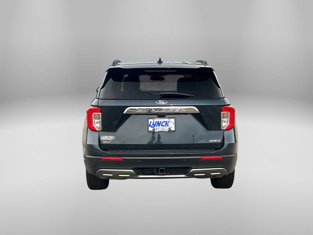 Certified 2024 Ford Explorer XLT w/ Equipment Group 202A AWD/4WD image 3