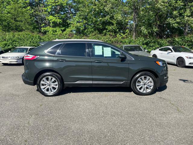 Certified 2024 Ford Edge Titanium w/ Class II Trailer Tow Package image 4
