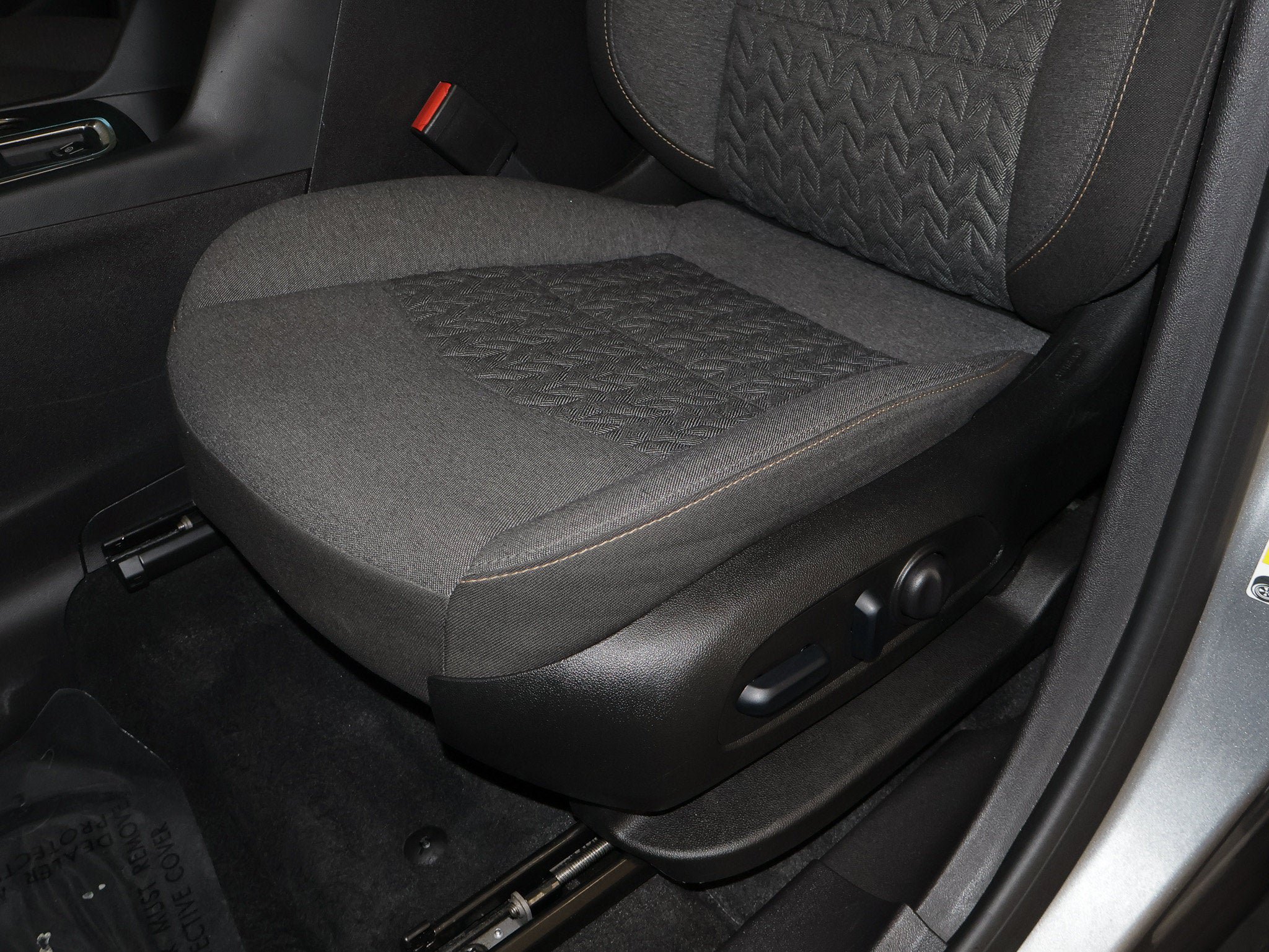Used 2024 Chevrolet Equinox LT AWD/4WD image 24