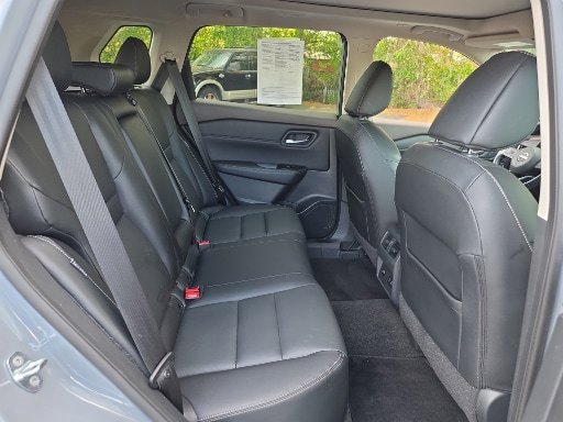 Used 2022 Nissan Rogue SL FWD image 15