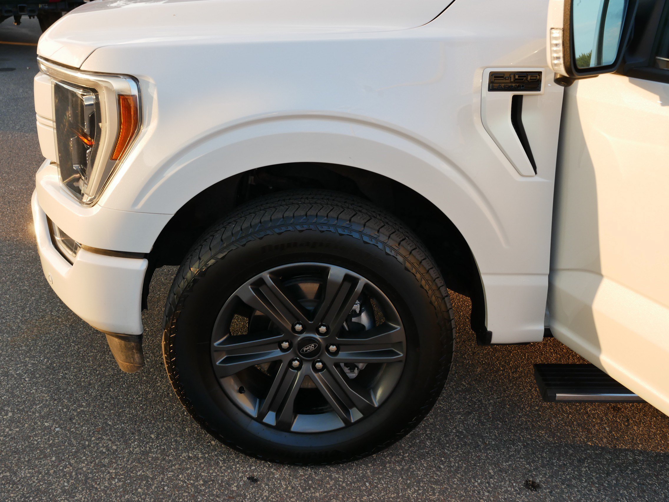 Certified 2023 Ford F150 Lariat w/ Equipment Group 502A High AWD/4WD image 15