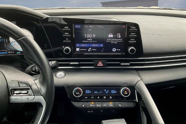 Used 2021 Hyundai Elantra SEL w/ Convenience Package FWD image 9