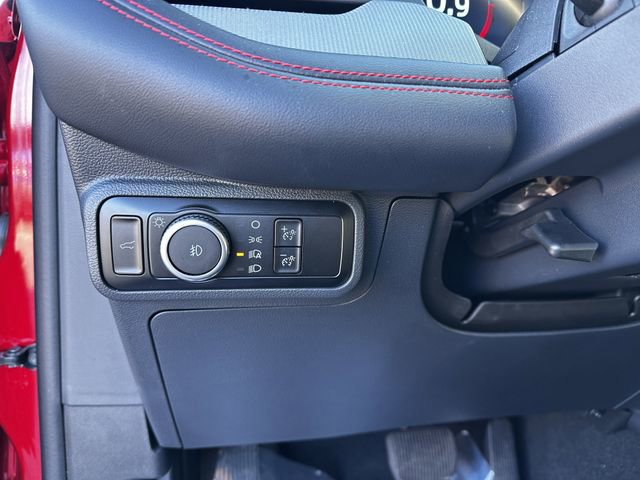 Certified 2025 Ford Explorer ST-Line w/ ST-Line Street Pack image 31