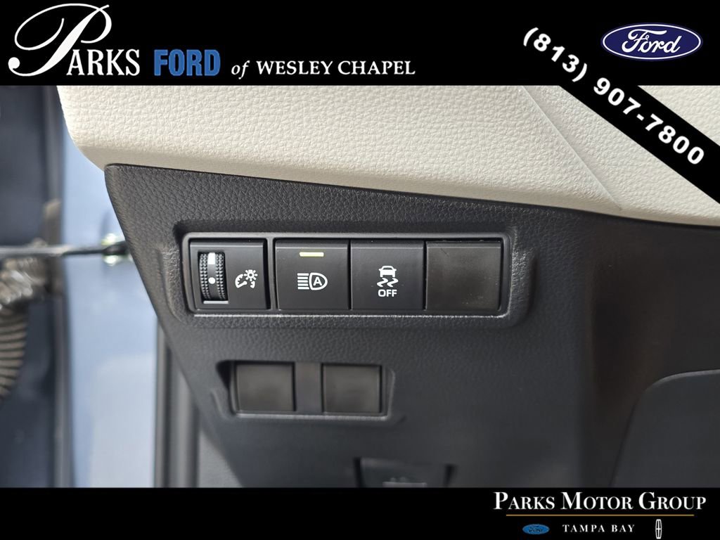 Used 2026 Toyota Corolla Cross L FWD image 24