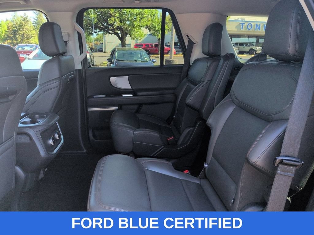 Certified 2025 Ford Expedition Active AWD/4WD image 25