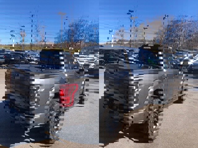 Certified 2018 Ford F150 Raptor w/ Equipment Group 802A Luxury image 3