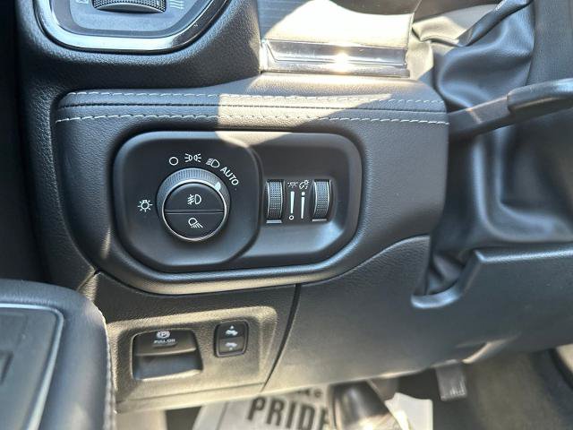 Used 2024 RAM 1500 Limited AWD/4WD image 28