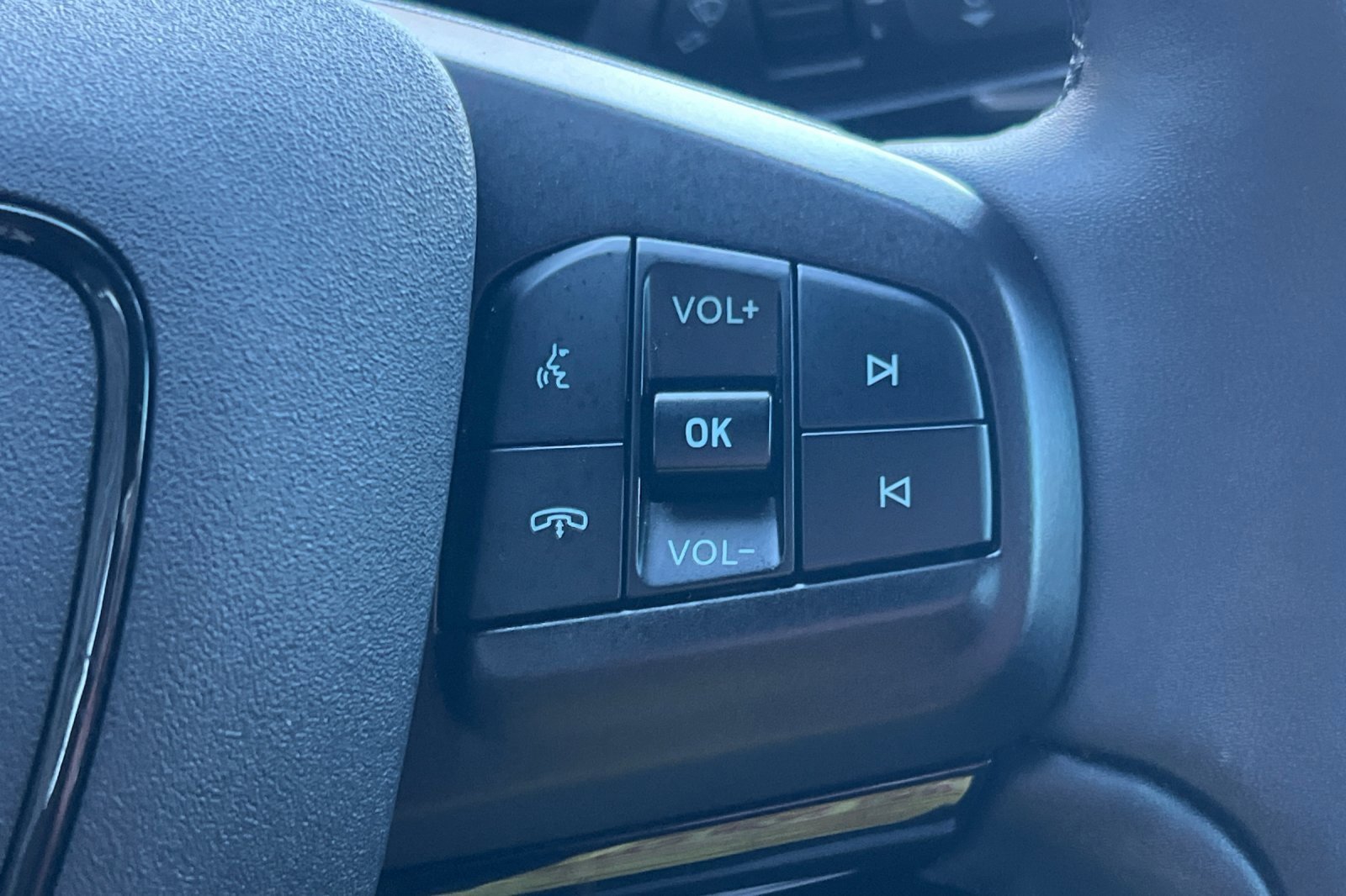 Certified 2021 Ford Mustang Mach-E Select w/ Comfort/Appearance Package image 36