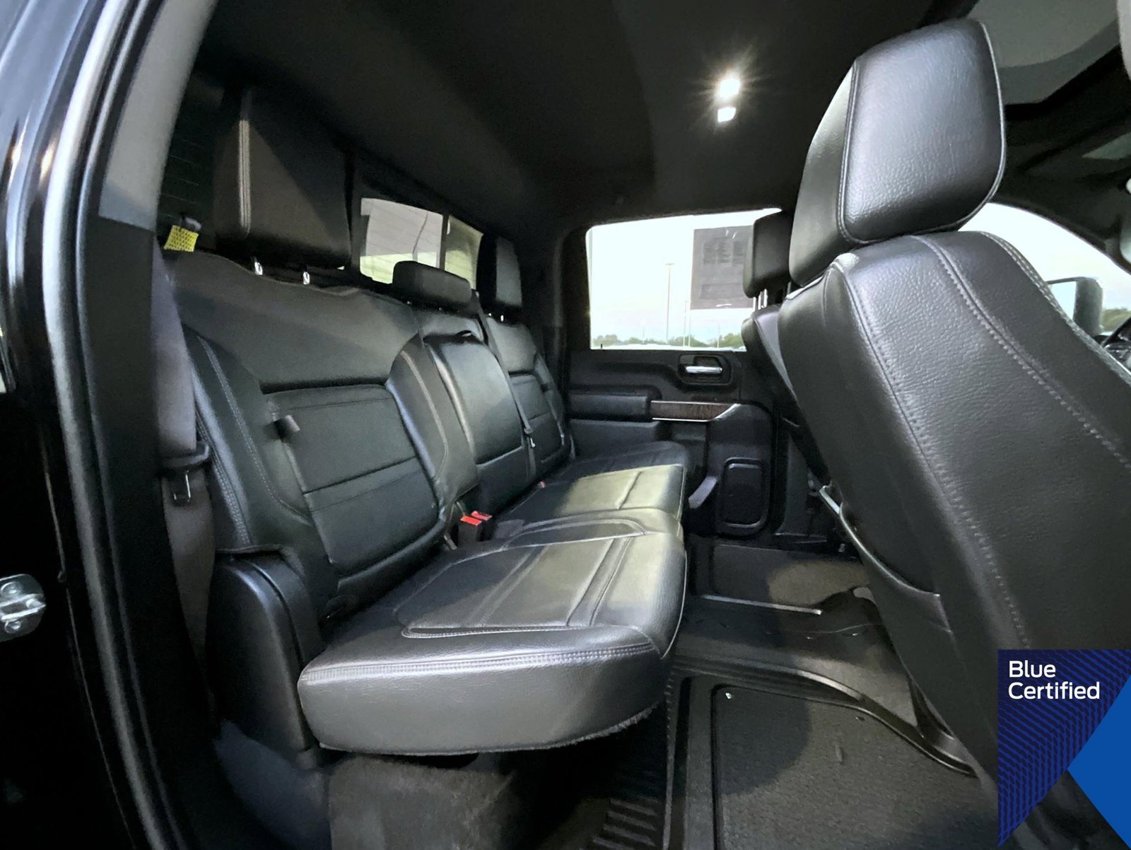 Used 2023 GMC Sierra 2500 Denali w/ Denali Black Diamond Edition AWD/4WD image 19