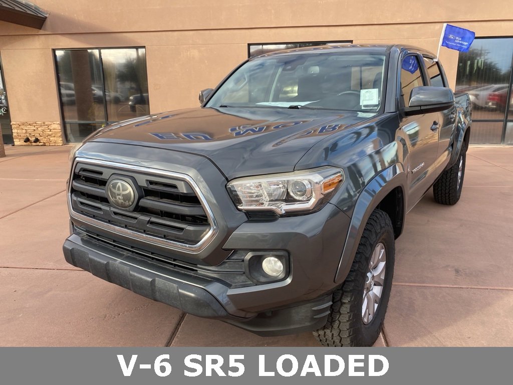 Used 2018 Toyota Tacoma SR5 image 2
