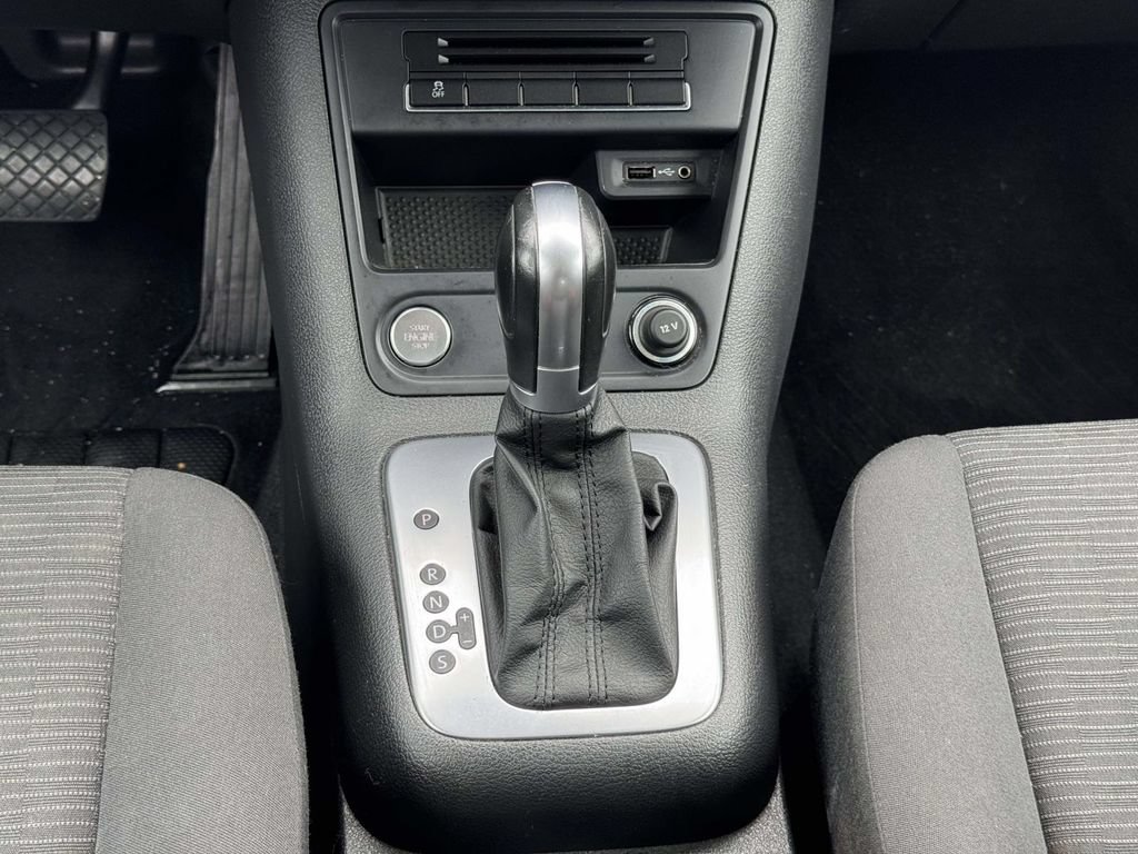 Used 2018 Volkswagen Tiguan Limited w/ Premium Package FWD image 6