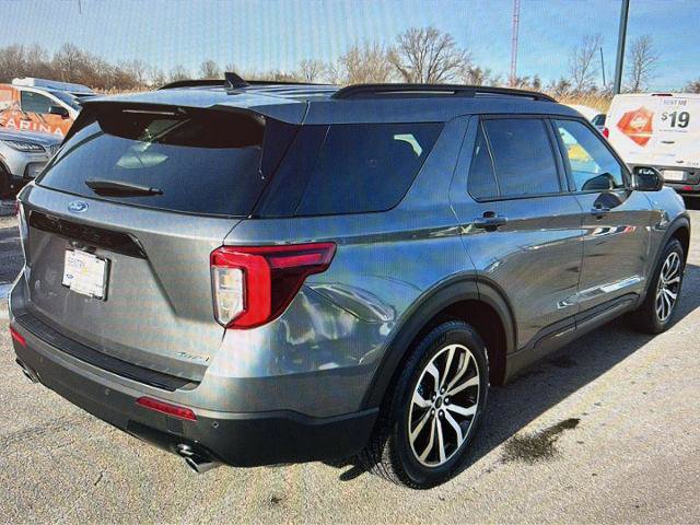 Certified 2023 Ford Explorer ST-Line image 5