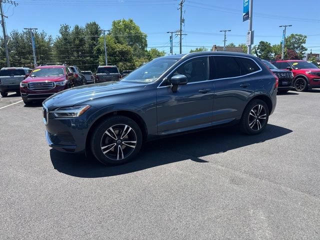 Used 2018 Volvo XC60 T5 Momentum w/ Convenience Package AWD/4WD image 3